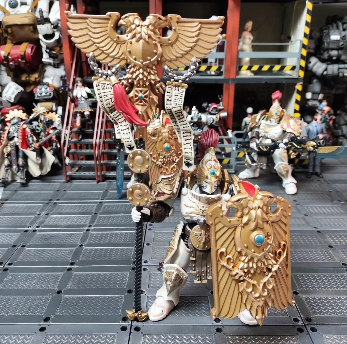 In Stock Joytoy 1/18 Warhammer 40k Action Figure Adeptus Custodes Solar Watch Vexilus Praetor Model Toy Gift Children'S Toy Gift