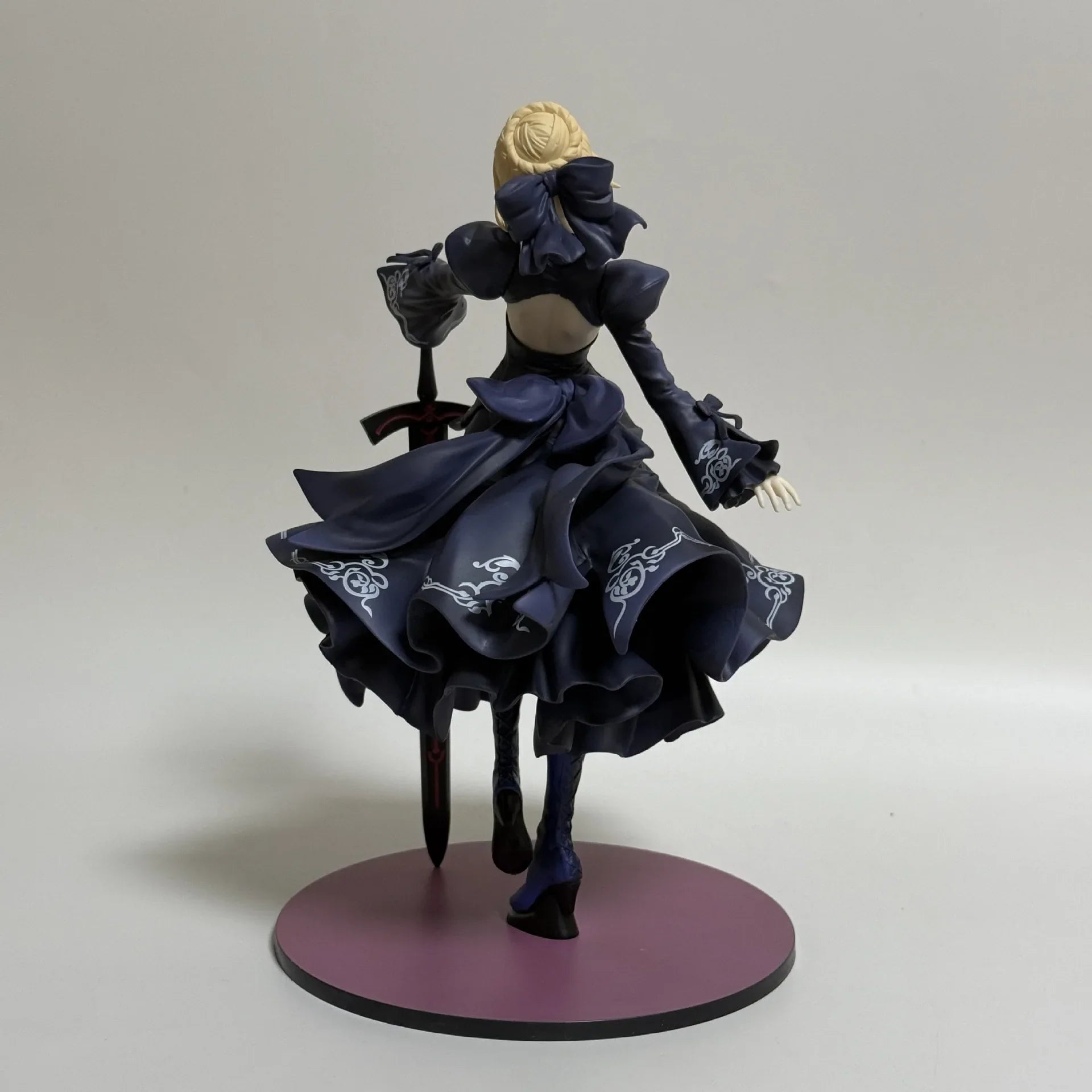 25cm Fate/Grand Order Saber Sexy Anime Girl Figure Altria Pendragon Dress Action Figure Saber Alter Figurine Model Doll Toy Gift