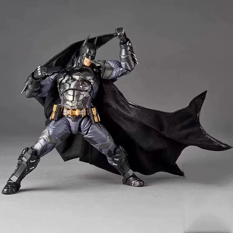 New KAIYODO Amazing Yamaguchi Revoltech Batman Arkham Knight Ver. Gk Figure Action Figure Collectible Model Toys Kids Gift