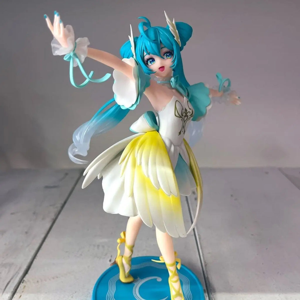 13cm Hatsune Miku Anime Figure Miku Dance Swan Lake Action Figure Pvc Ko Model  Desktop Cute Collection Girl Toy Gift