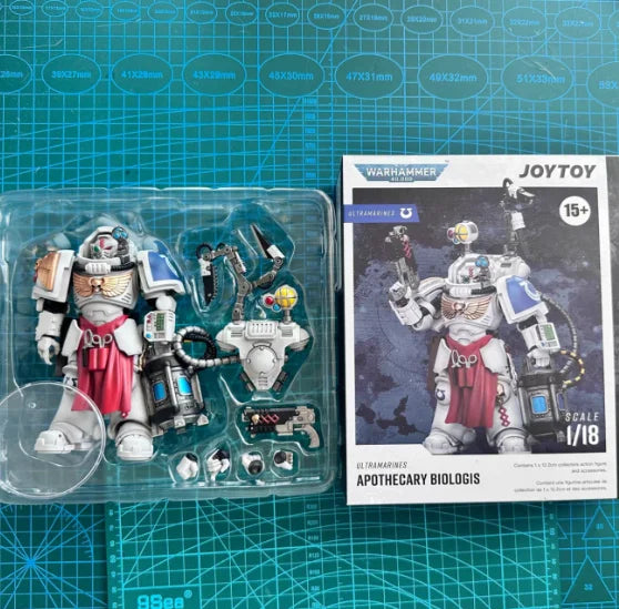 【SF】JOYTOY Warhammer 40K   1/18 Action Figure Ultramarines Apothecary Biologis Model Gifts Collection Ornaments
