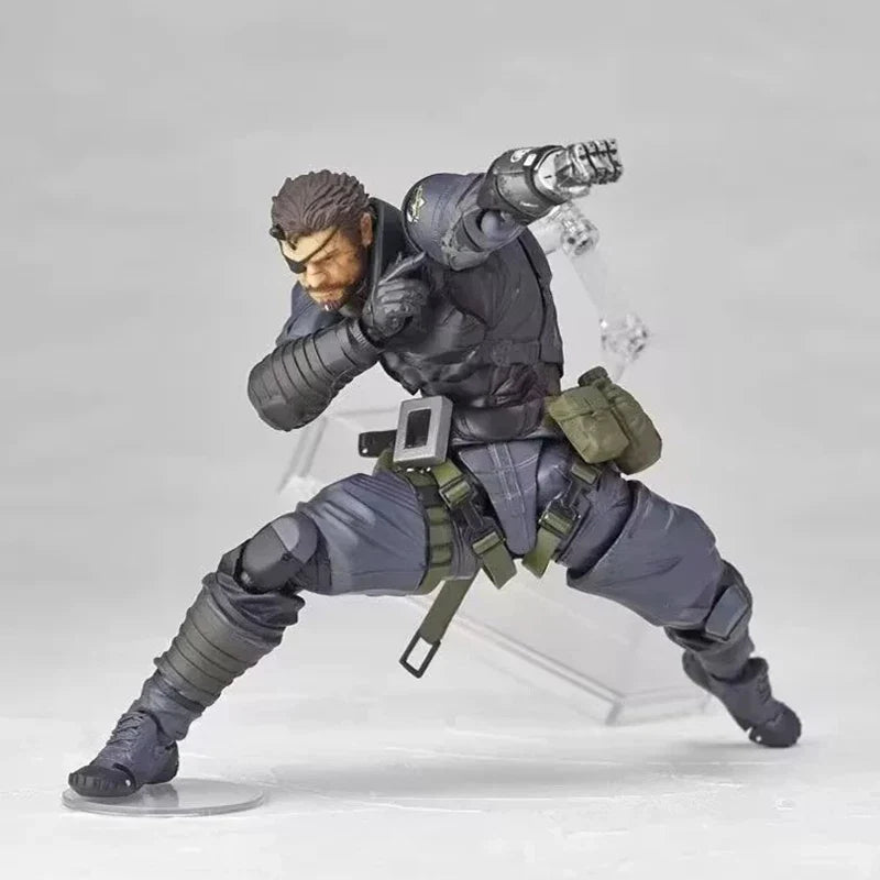 Kaiyodo Metal Gear Solid V Snake Articulated Joints Moveable Action Figure Revoltech The Phantom Pain Snake Figurine Model Toys