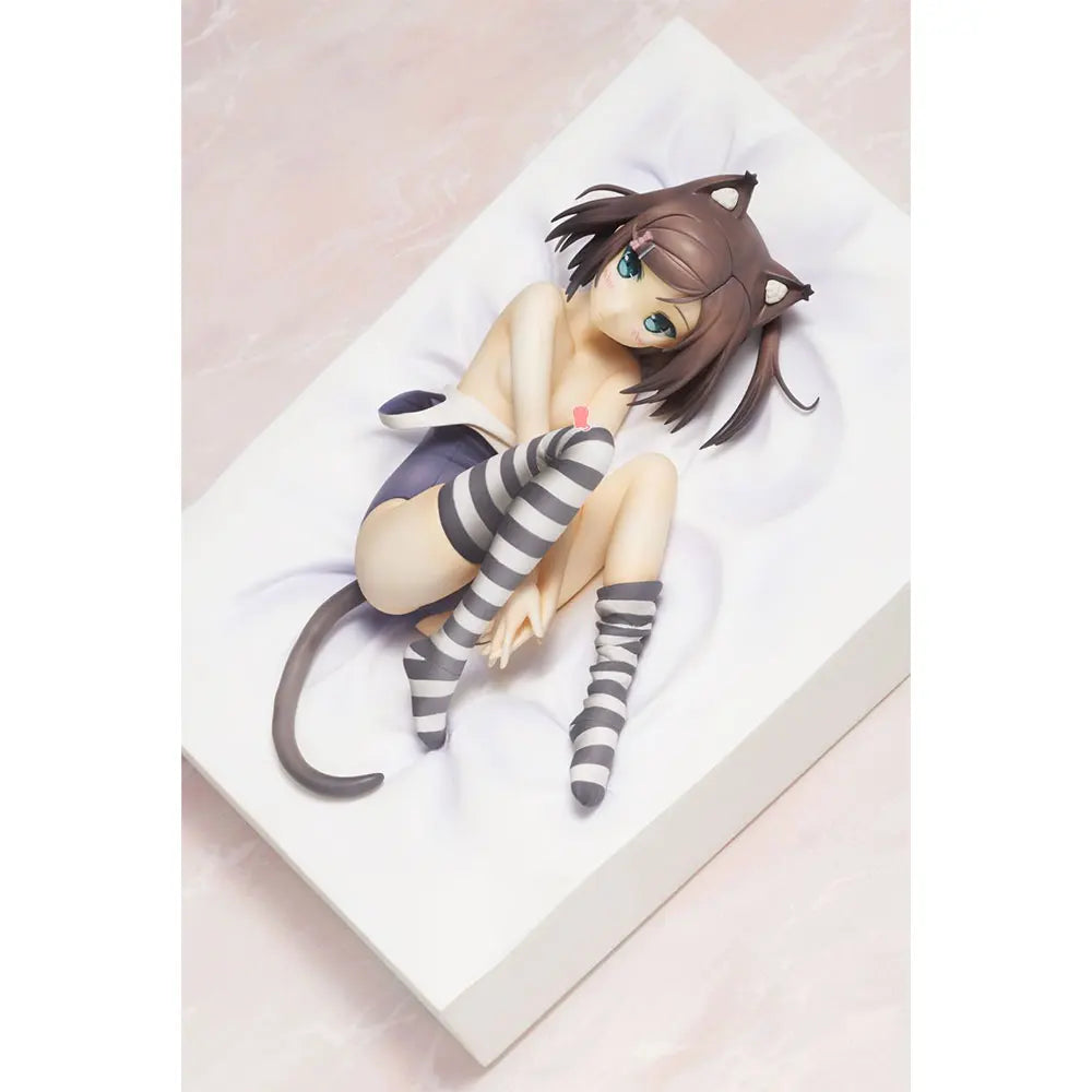 10CM Anime Tsutsukakushi Tsukiko Figure Side Lying Anime Model Toy Gift Doll Collection Decoration PVC