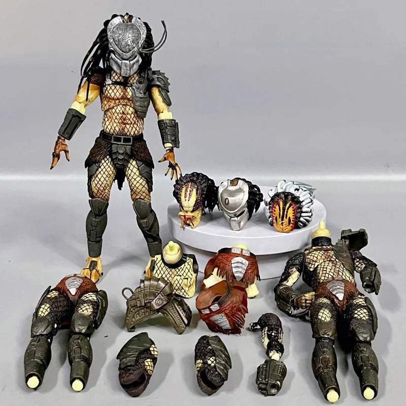 NECA Alien Vs Predator 7 Inch Action Figure  Body Model DIY Assembly Fighting Dog Toy Collectible Statue PVC Material