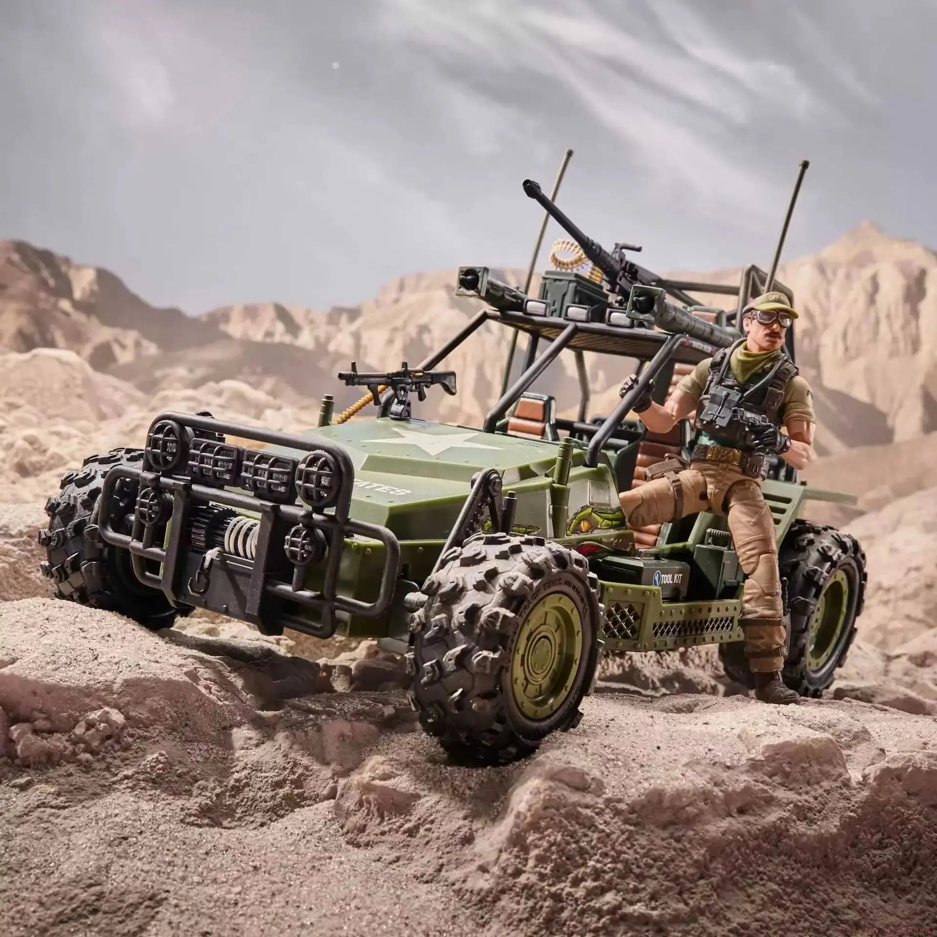 G.I. Joe Classified Series #171 Crankcase & A.W.E. Striker Exclusive Action Figure Model Statue Garage Kit Ornament Toys Gifts