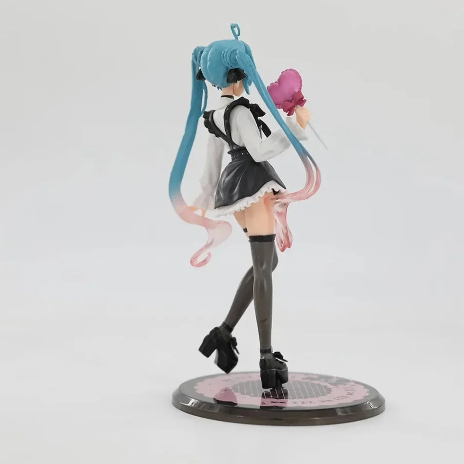 Cute girl Hatsune Miku anime character fashionable suitable for desktop decoration ornaments doll Christmas gift PVC collectible