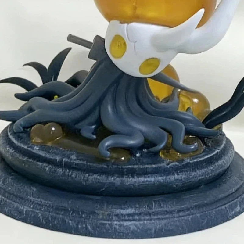 16cm Hollow Knight Broken Vessel Light Up Game Aciton Figure Lost Kin Model Toy Collectible Statue With Base Home Ornament Gifts