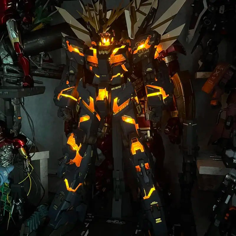 Auf Lager DABAN PG 1/60 Nachdruck Rx-02 Unicorn Banshee Anime Actionfigur Bausatz Skelett Kunststoffspielzeug für Sammler