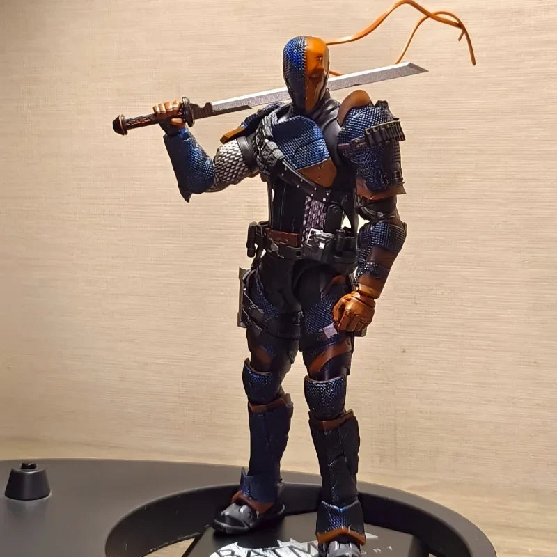 Lpzz Toys Arkham Knight 1/12 Figure Series V8 Suit Batman Action Figure Deathstroke Super Man Statue Colletion Desk Decor Gift
