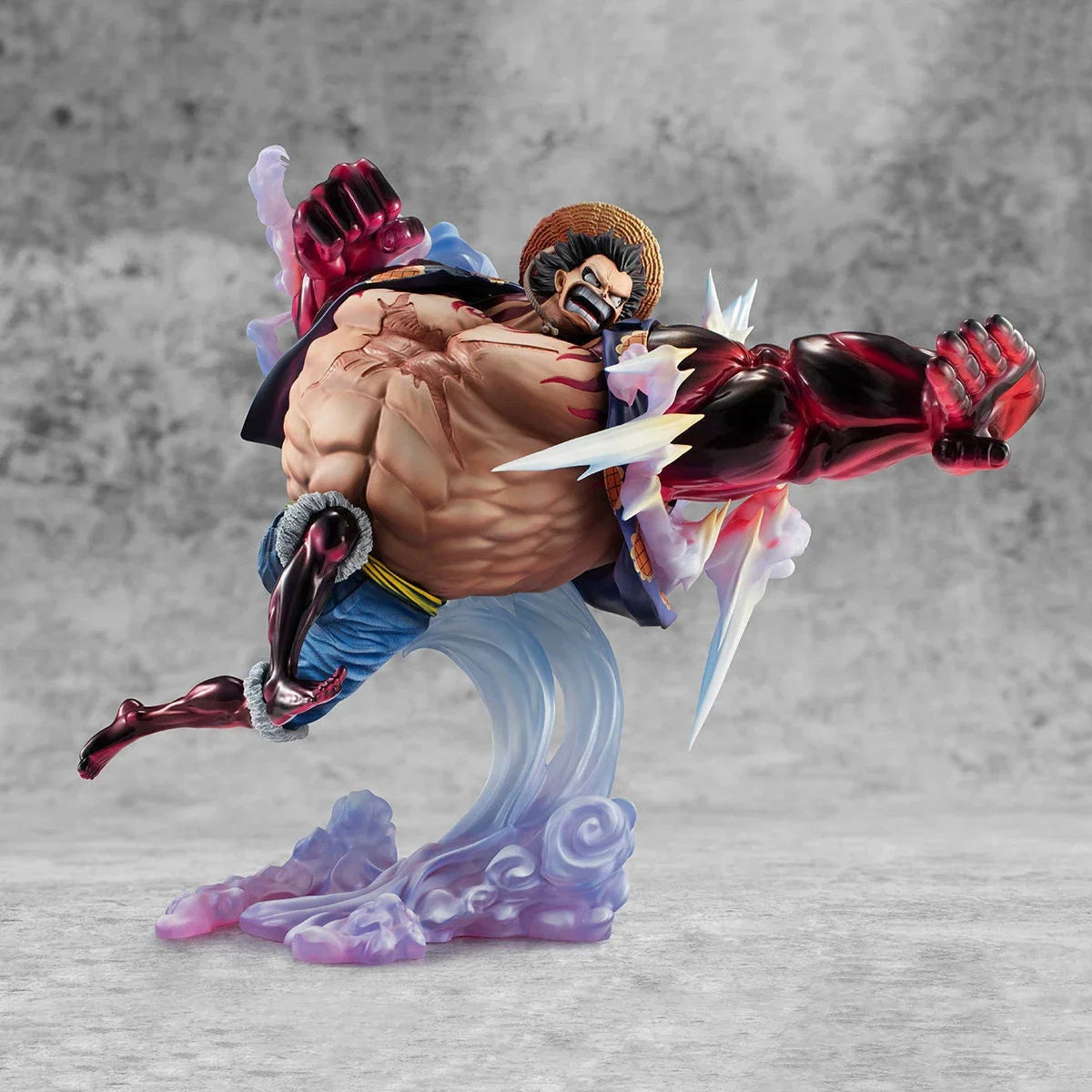 In Stock One Piece Monkey D. Luffy Gear 4 Bouncy Man Megahouse POP SA-MAXIMUM Collectible Ornaments Boxed Brand Toy Gifts