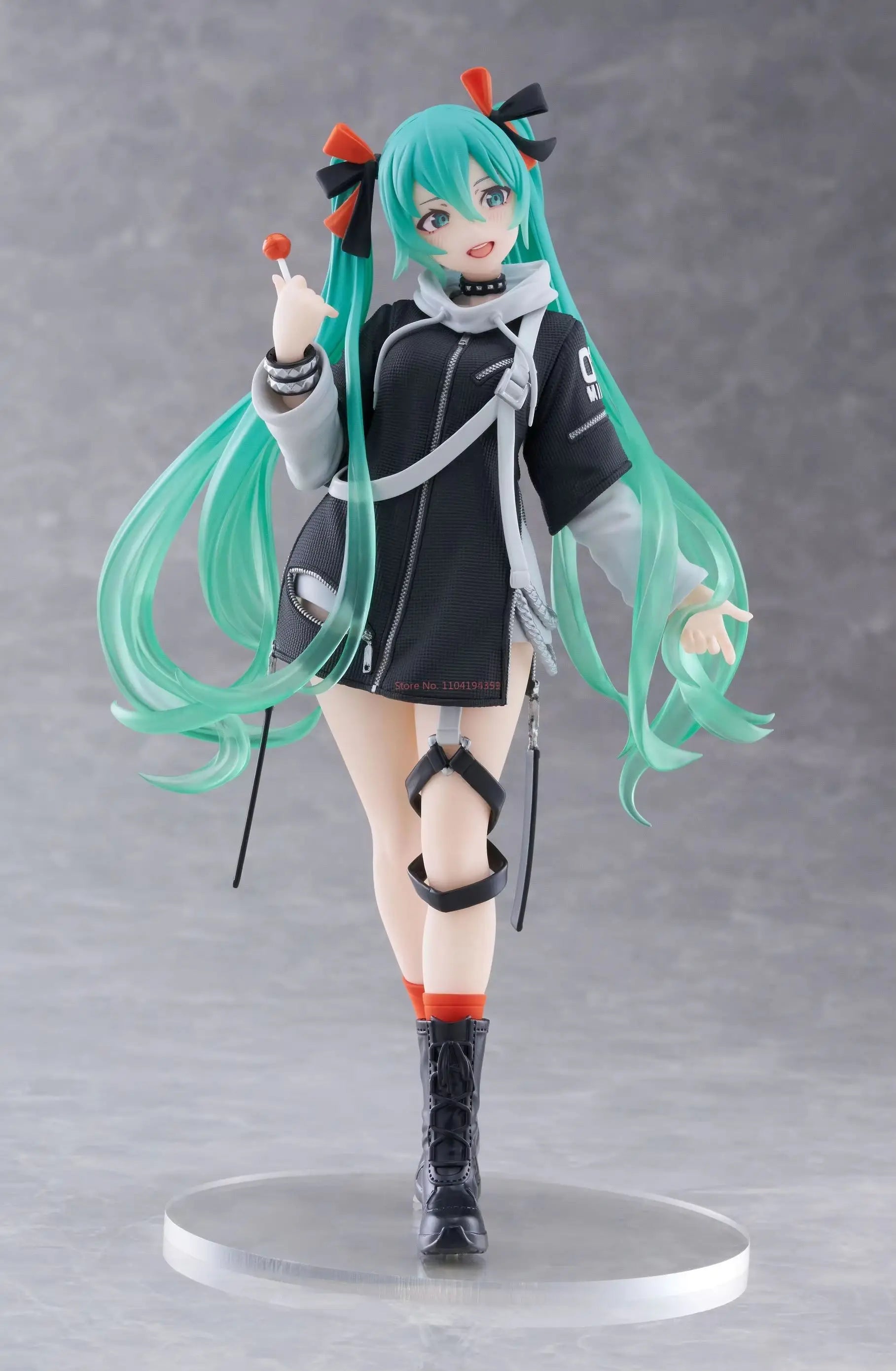 In Stock Authentic TAITO Fashion VOCALOID Hatsune Miku Punk Future Scenery Manual Model Toys Holiday Gifts