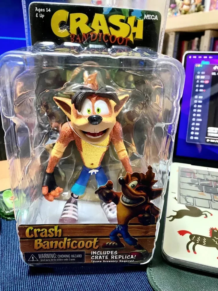 NECA Game Crash Bandicoot Figure Sane Trilogy Peripherals First 4 Gamepad Phone Controller Holder Room Decoration Toys Gift