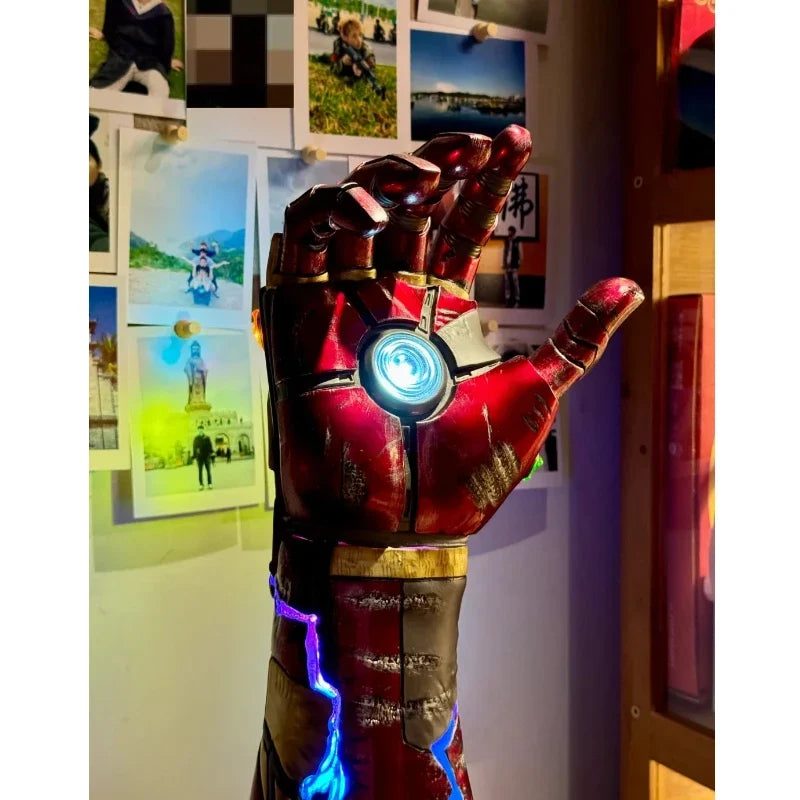 Avengers Endgame MK85 Infinity Gauntlet Replica 1:1 Scale Resin Statue with LED Light Premium Movie Prop Decor & Gift