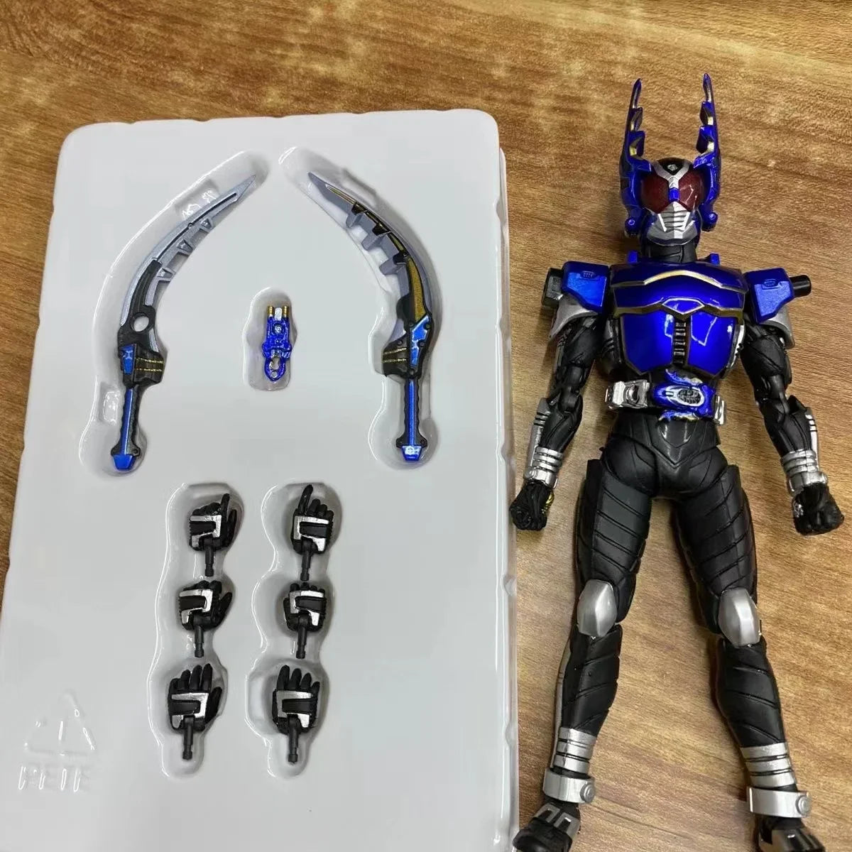 New F Masked Rider KO Soul Limited Steel Fighter Real Sculpture KABUTO Joint Mobile Model Collectible Figurine Toy
