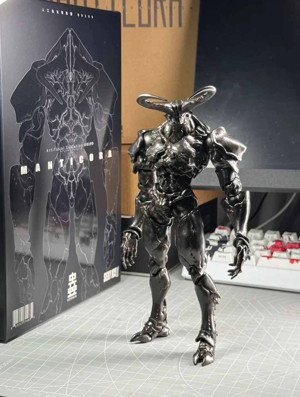 New In Stock Ice Sense Studio 1/12  Worm Series Artificial Evolution Experiment B0199 MANTICORA Action Figure Model Toys