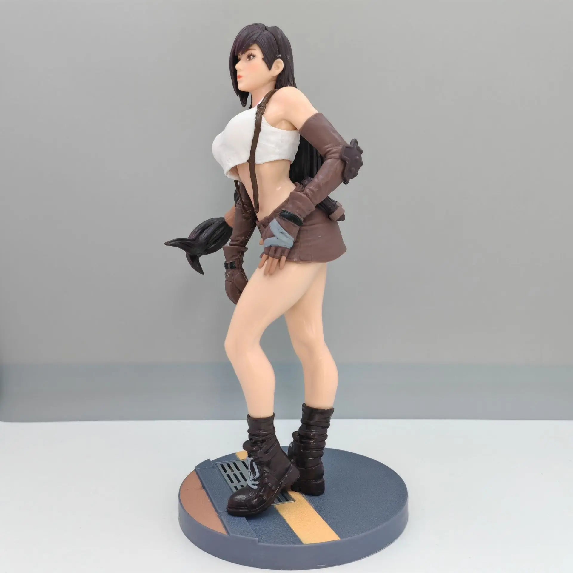 25cm FF VII Tifa Lockhart Action Figure Game Fantasy Figure Fighting Goddess Beautiful Girl Ornaments Room Decorations Gifts