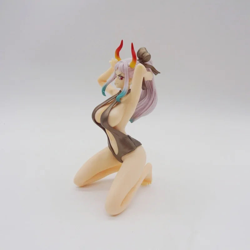 17cm One Piece Yamato Kneeling Position Anime Girl Figure Model Gk Statue Boys Collection Desktop Decoration Ornament Toys Gifts