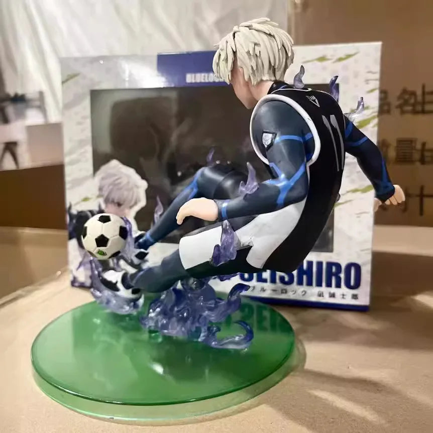 18CM Anime BLUE LOCK Nagi Seishiro Figure Football Style Special Effects Parts Model Toy Gift Collection Aciton Figure PVC