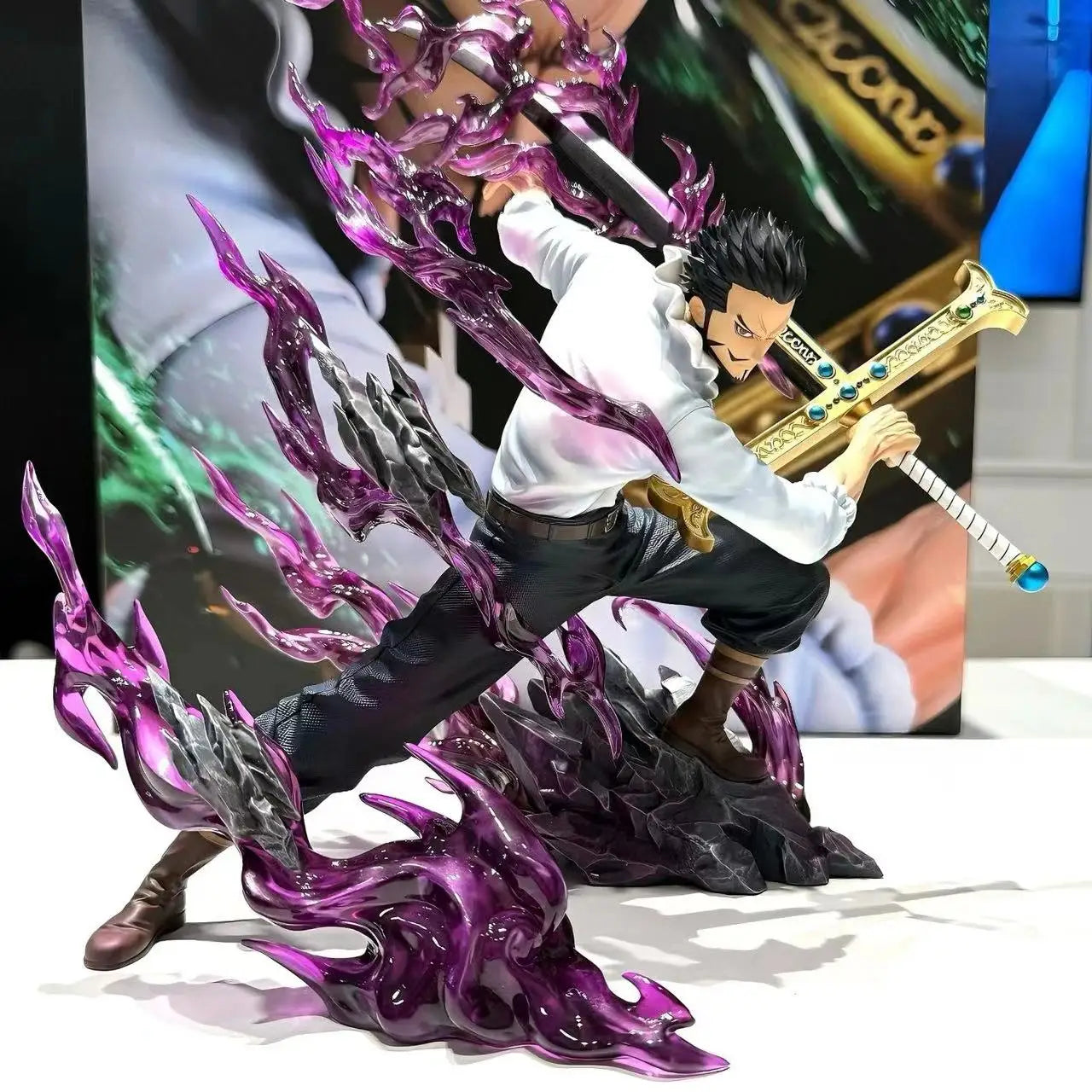 30cm One Piece Dracule Mihawk Figure One Piece Anime Figures Pvc Statue Desktop Ornament Collectible Model Toys For Kids Gifts