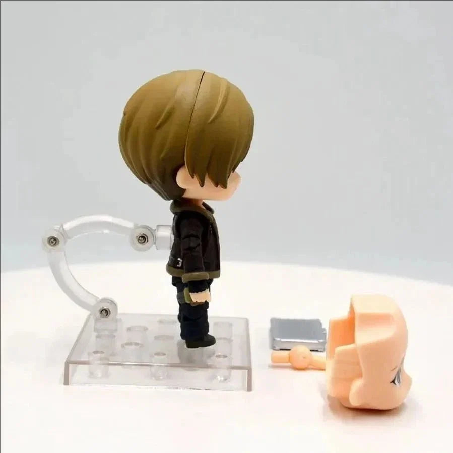 Leon S. Kennedy Q Version 10cm Action Figure - Anime PVC Desktop Ornament Collectible Gift for Boys And Kids Birthday
