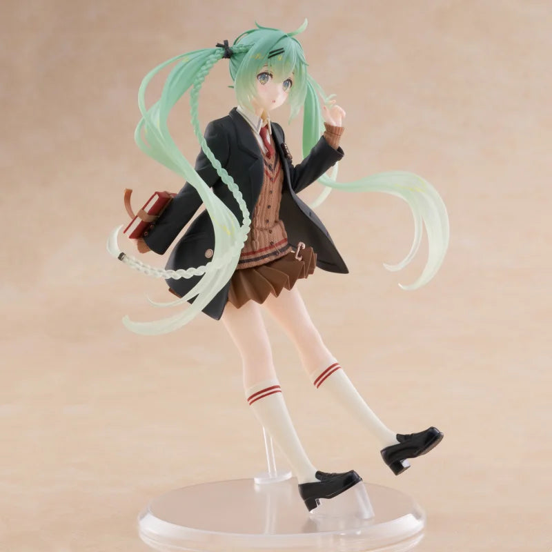 Original Taito Hatsune Miku Preppy Ver Anime Action Figure Fashion Kawaii Collectible Model Garage Kit Toy Kid Birthday Gift