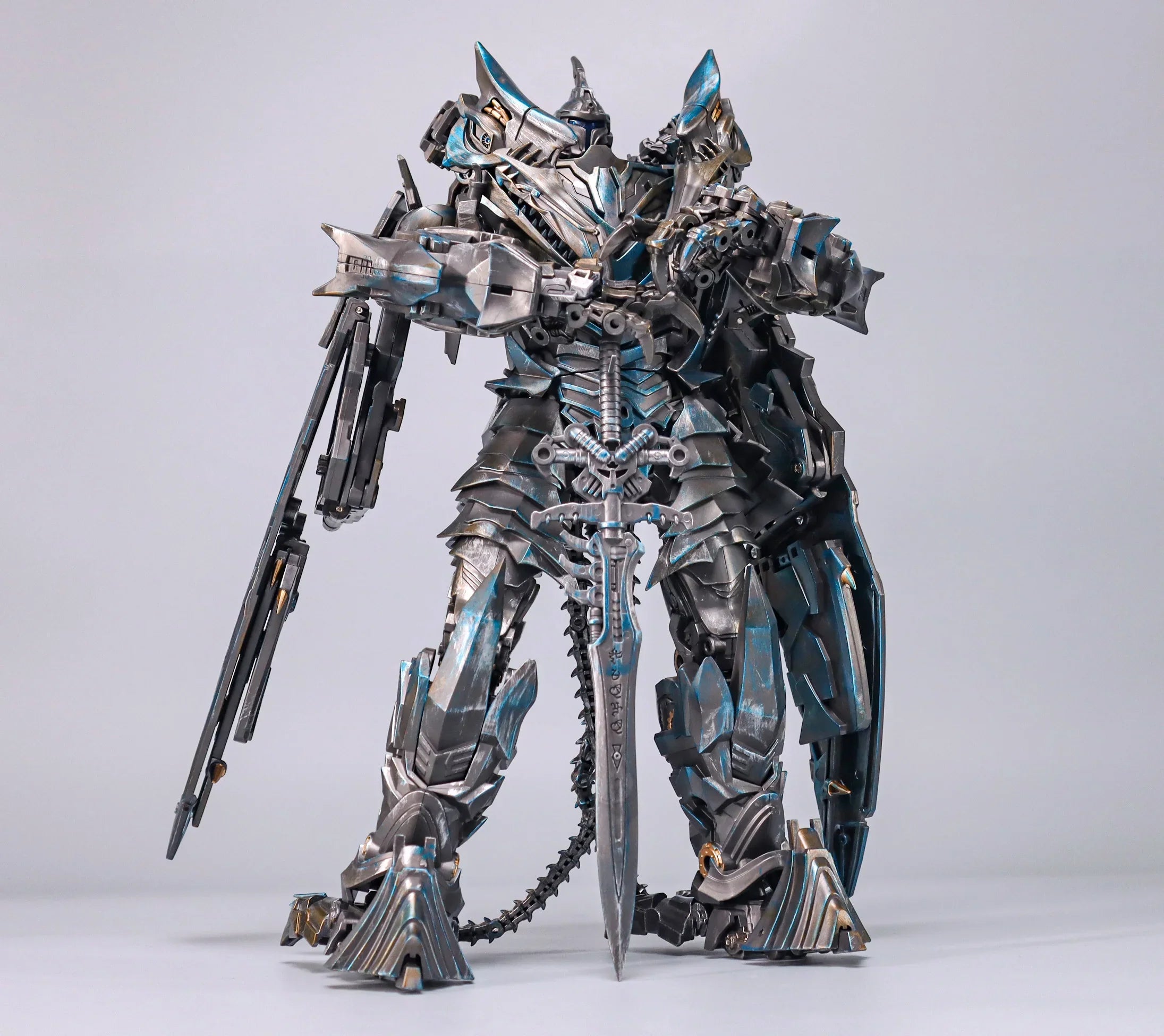 [In Stock] BAIWEI Transformation TW-1104 TW1104 Strafe Robot Swoop Action Figure 27CM