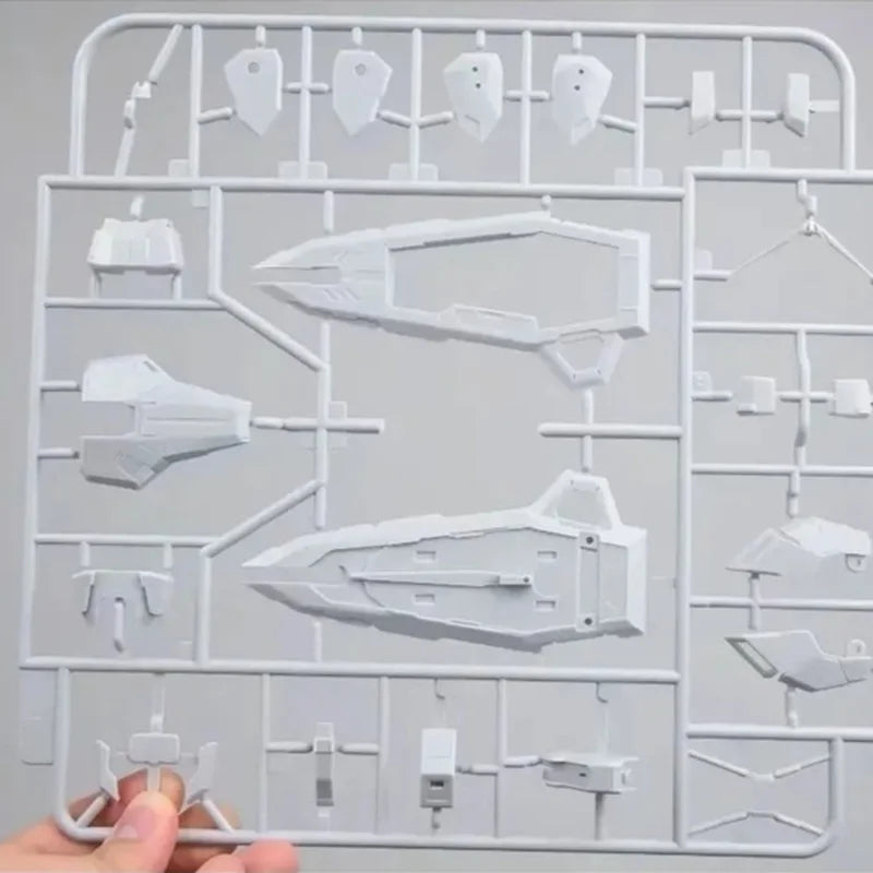 SV Model MB1/100 Freedom Assemble Model Kit Partial Pre Coating Action Figures Plastic Model Collection Desk Decoration Toy Gift