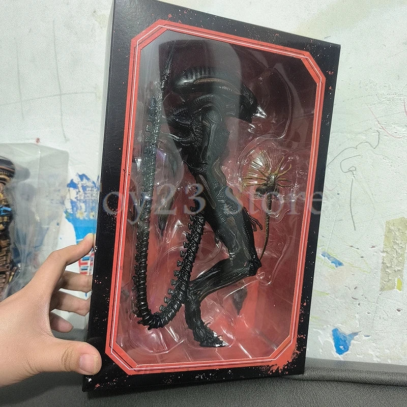 Alien Romulus Scorched Xenomorph Anime Figure Aliens vs Predator Action Figure Collection NECA Movie Toy Doll Birthday Gift 20cm