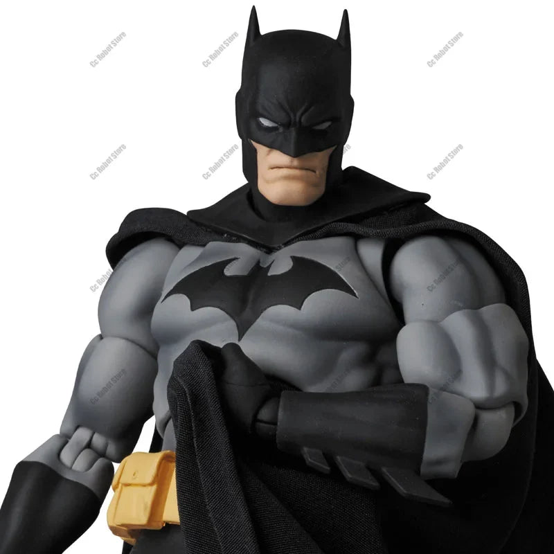 Original Hot Sale MAFEX 126 Batman HUSH Black Version Anime Collectible Action Figure Model Gift Toy in Stock