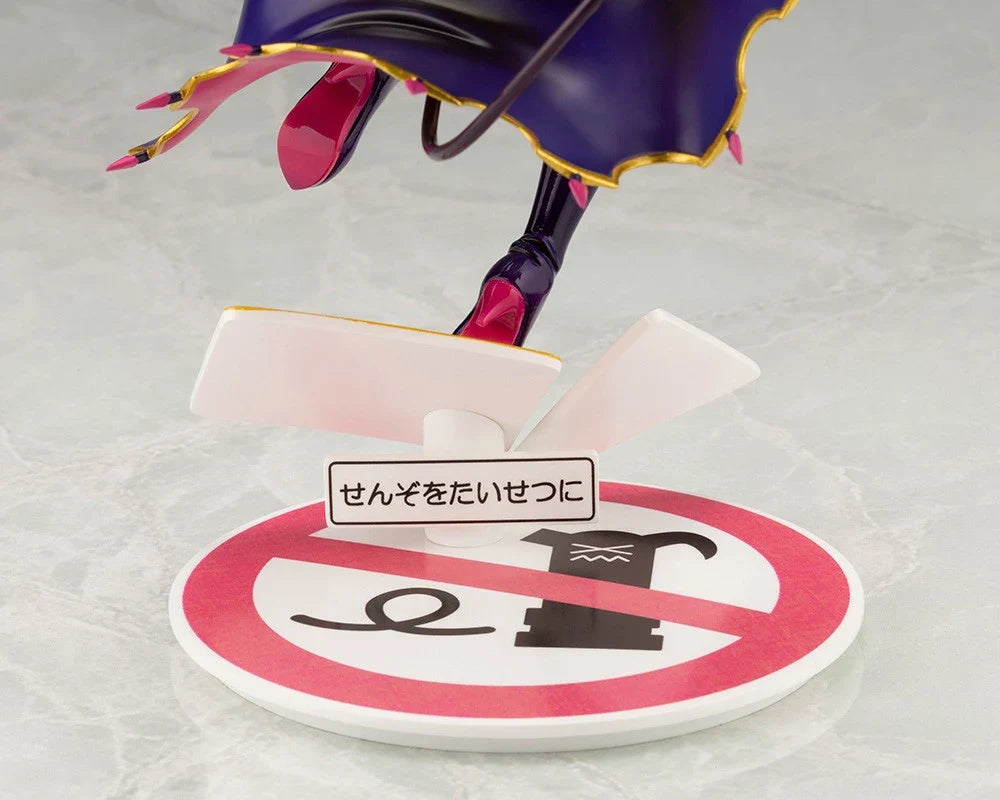 In Stock Original Kotobukiya Machikado Mazoku - Shadow Mistress Yuuko 1/7 Anime Figure Action Figure Model Decoration Gifts Toys