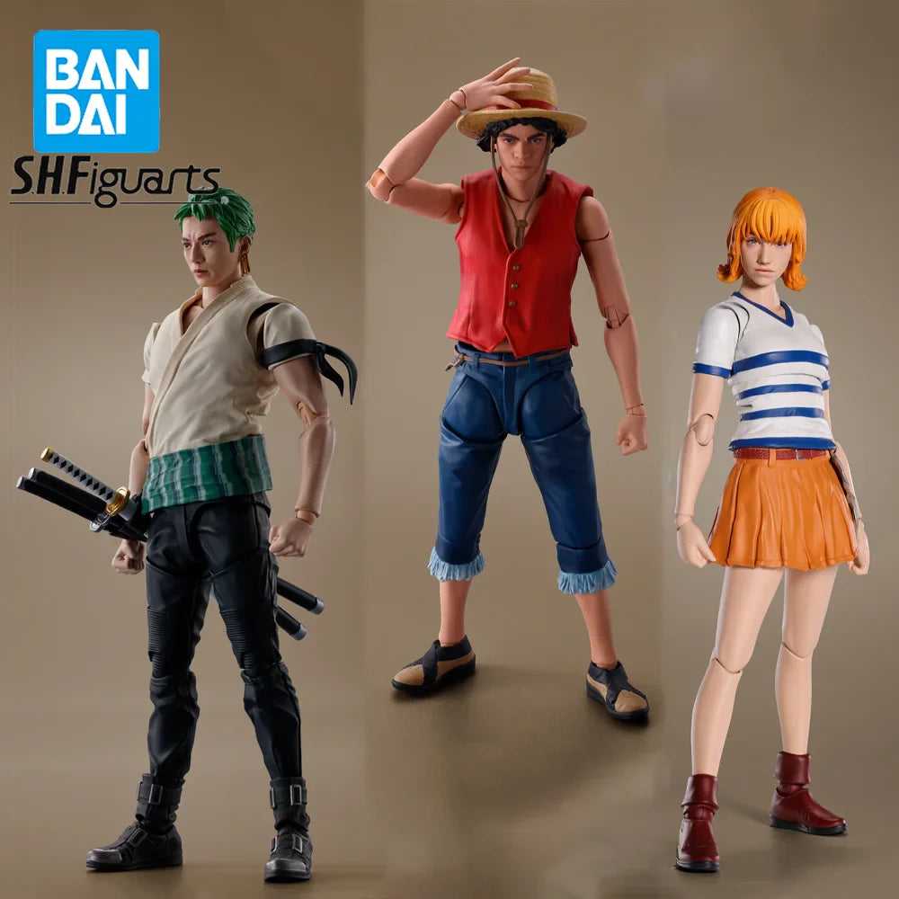 Auf Lager Original BANDAI SHFiguarts Monkey D Luffy Roronoa Zoro Nami Figur Action Anime Netflix: One Piece Modell Echtes Spielzeug