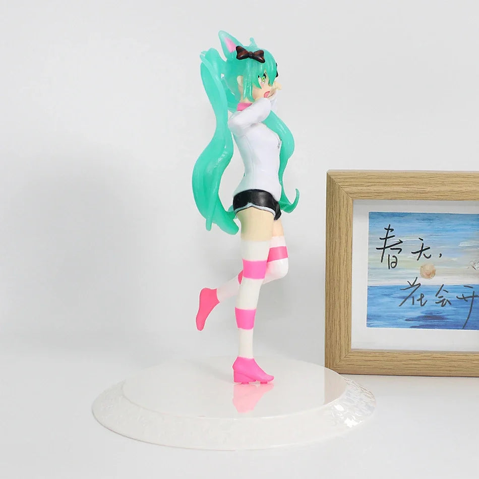 In Stock Hatsune Miku Anime Figure Fashion Subclture Miku Action Figure Christmas Gift PVC Collection Model Kawaii Girl Doll Toy