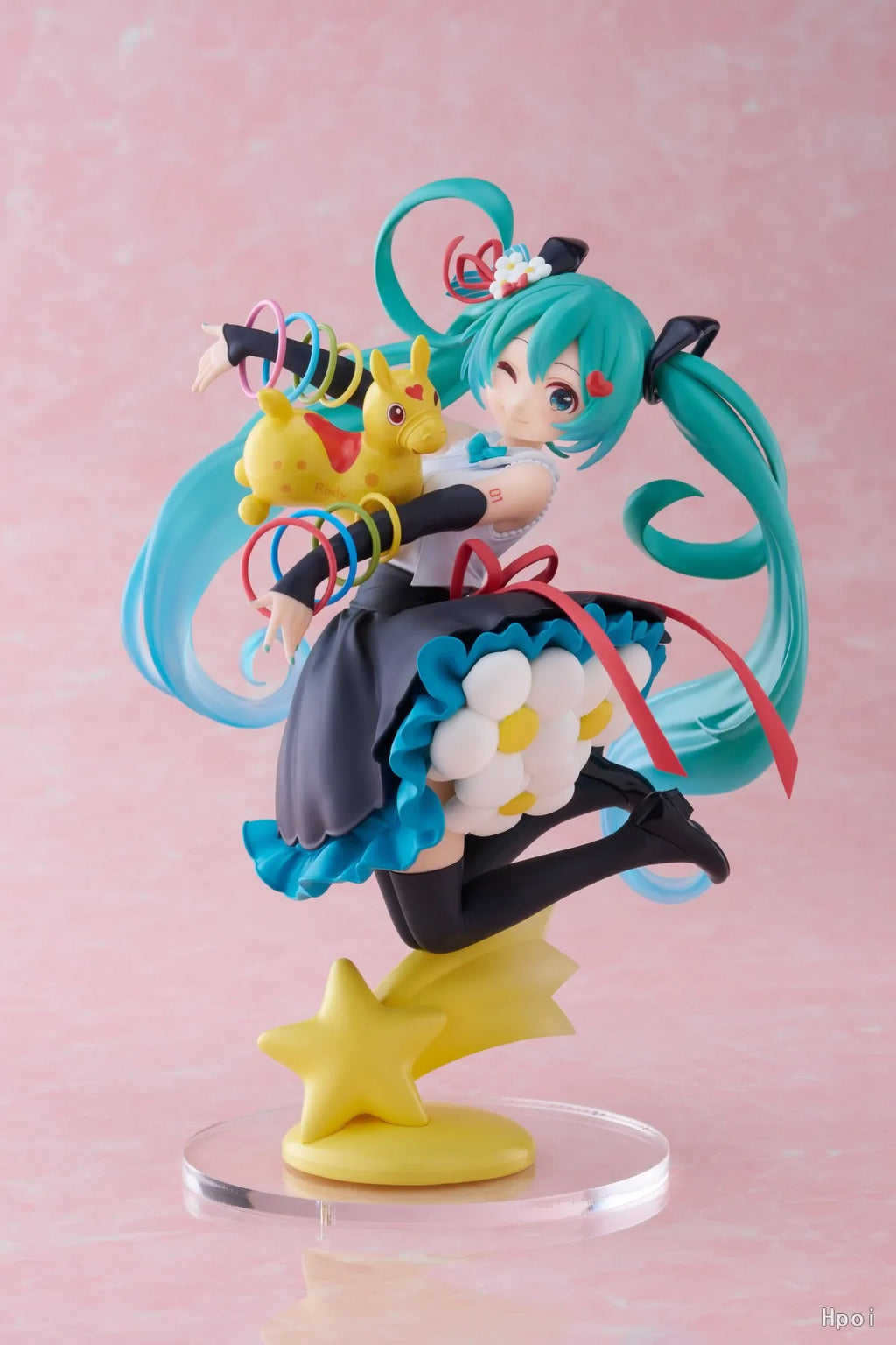 19CM BANDAI Hatsune Miku Figure Co-branded Rody Piapro Characters Artist Master Piece Scene Model Toy Doll Aciton Figure PVC