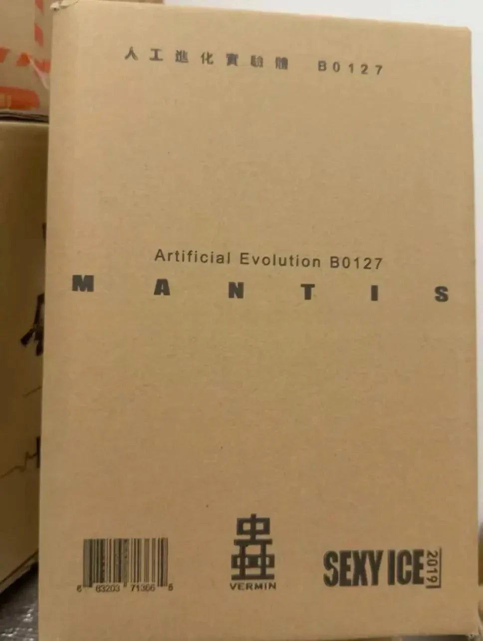 In Stock SEXY ICE 2019 B0127 MANTIS Movability Model Toys Collection ARTIFICIAL INVOLUTION VERMIN Series Mantis Mobile Suit Girl