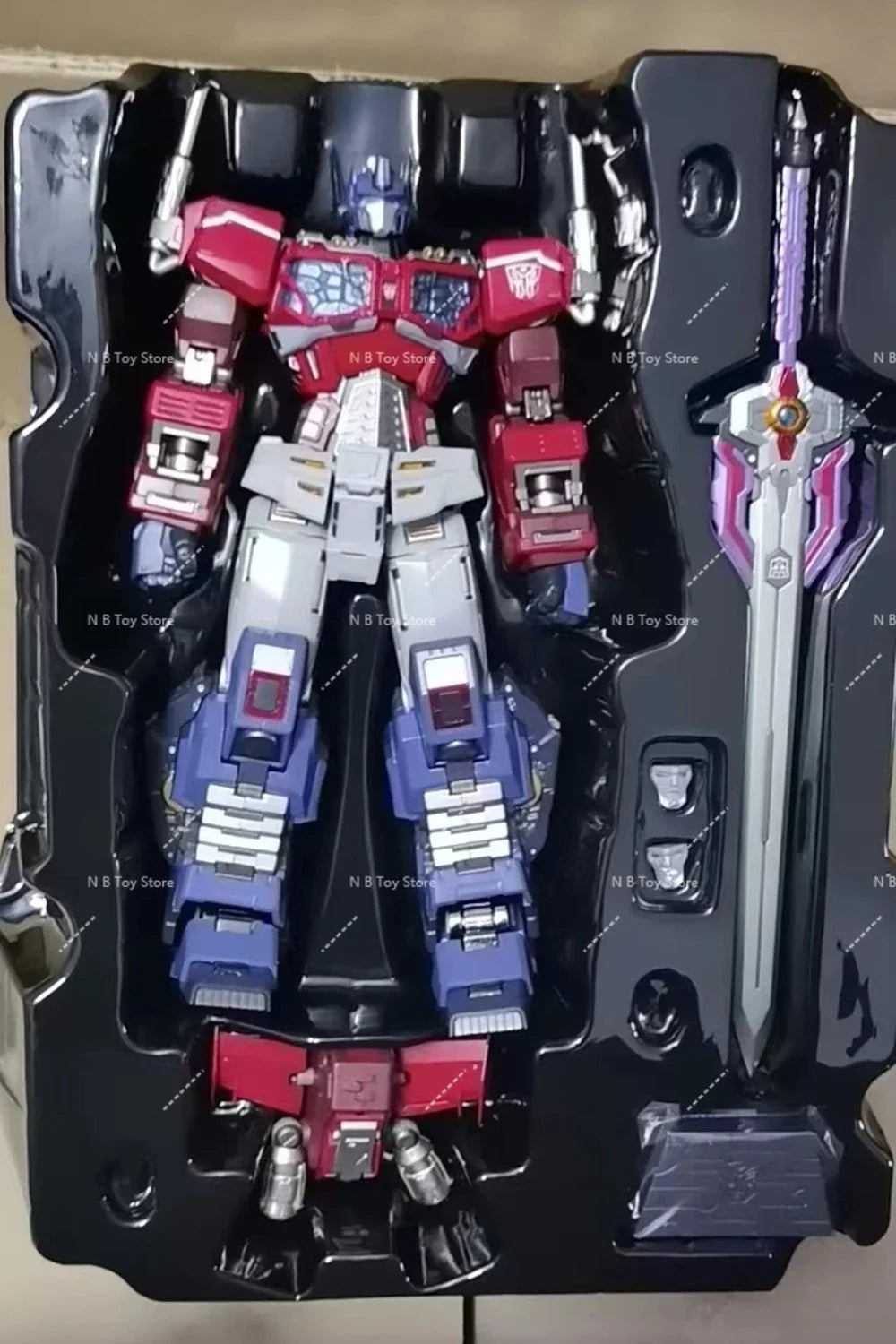 [In Stock] Mc Muscle Bear Ko Riobot OP Commander Transformation with A Modified Version of The Giant Ax Action Figure