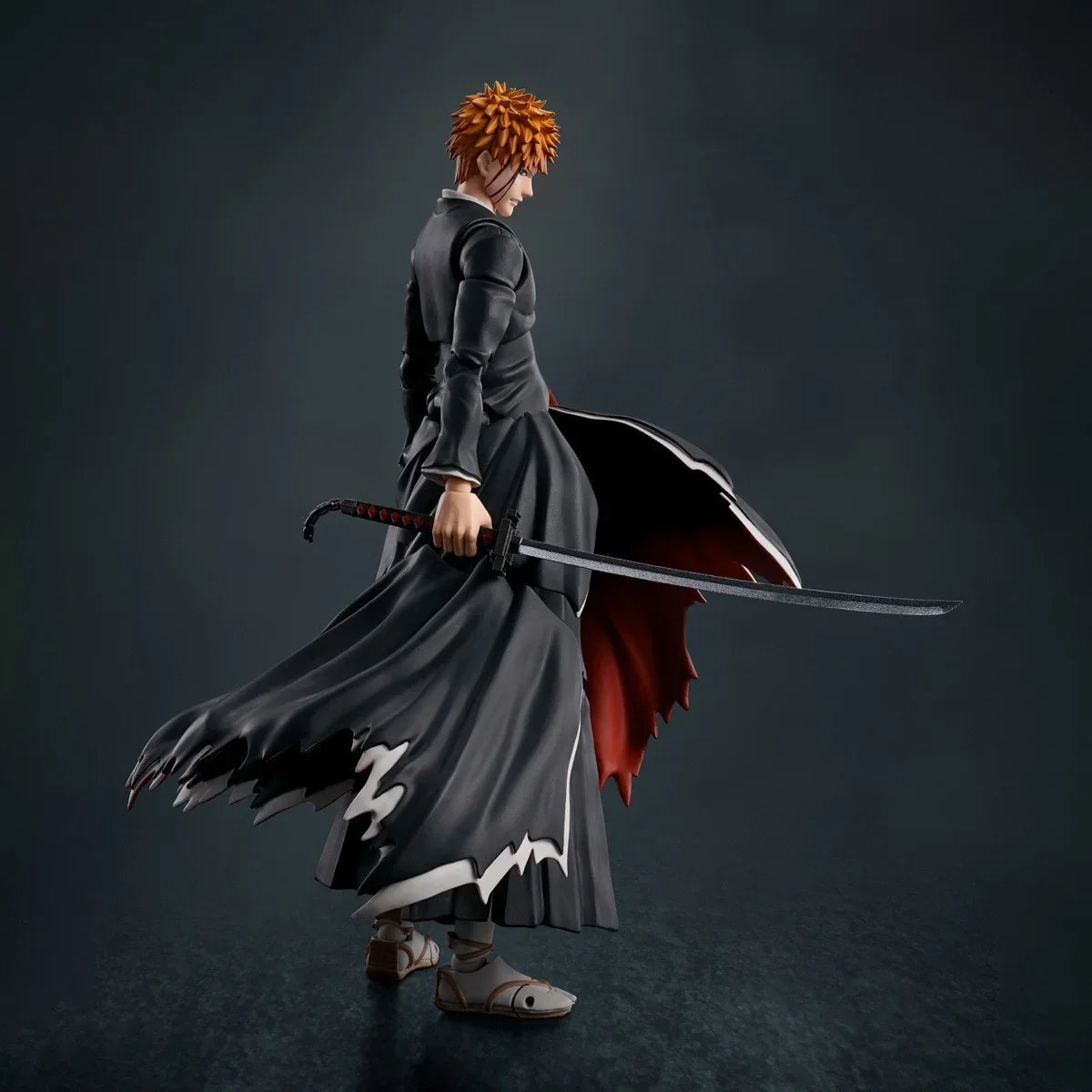 In Stock BANDAI Bleach SHT Kurosaki Ichigo Getsuga Tensho Joints Movable Original Model Kit Action Figure Toy Gift Collecting