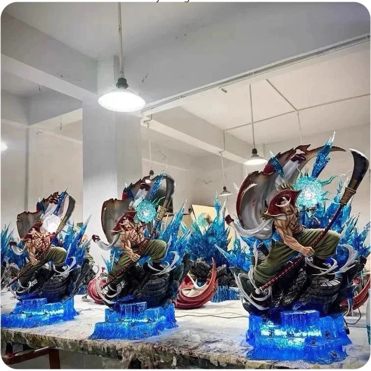 38cm One Piece Whitebeard Attacking Pose Anime Figure Model Statue Desktop Decoration