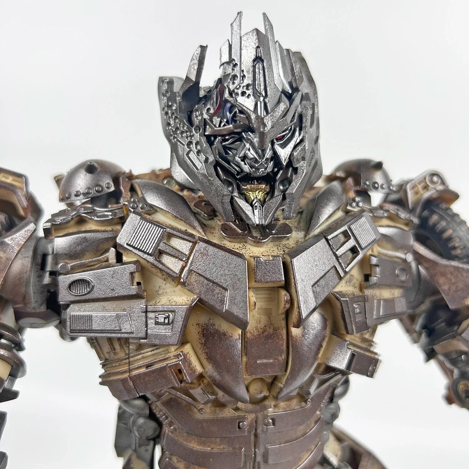UT Transformion R-05 R05 33cm MG Tank Damaged Battle Damous Uniquetoys R 05 Robot Action Figure Collect Gifts