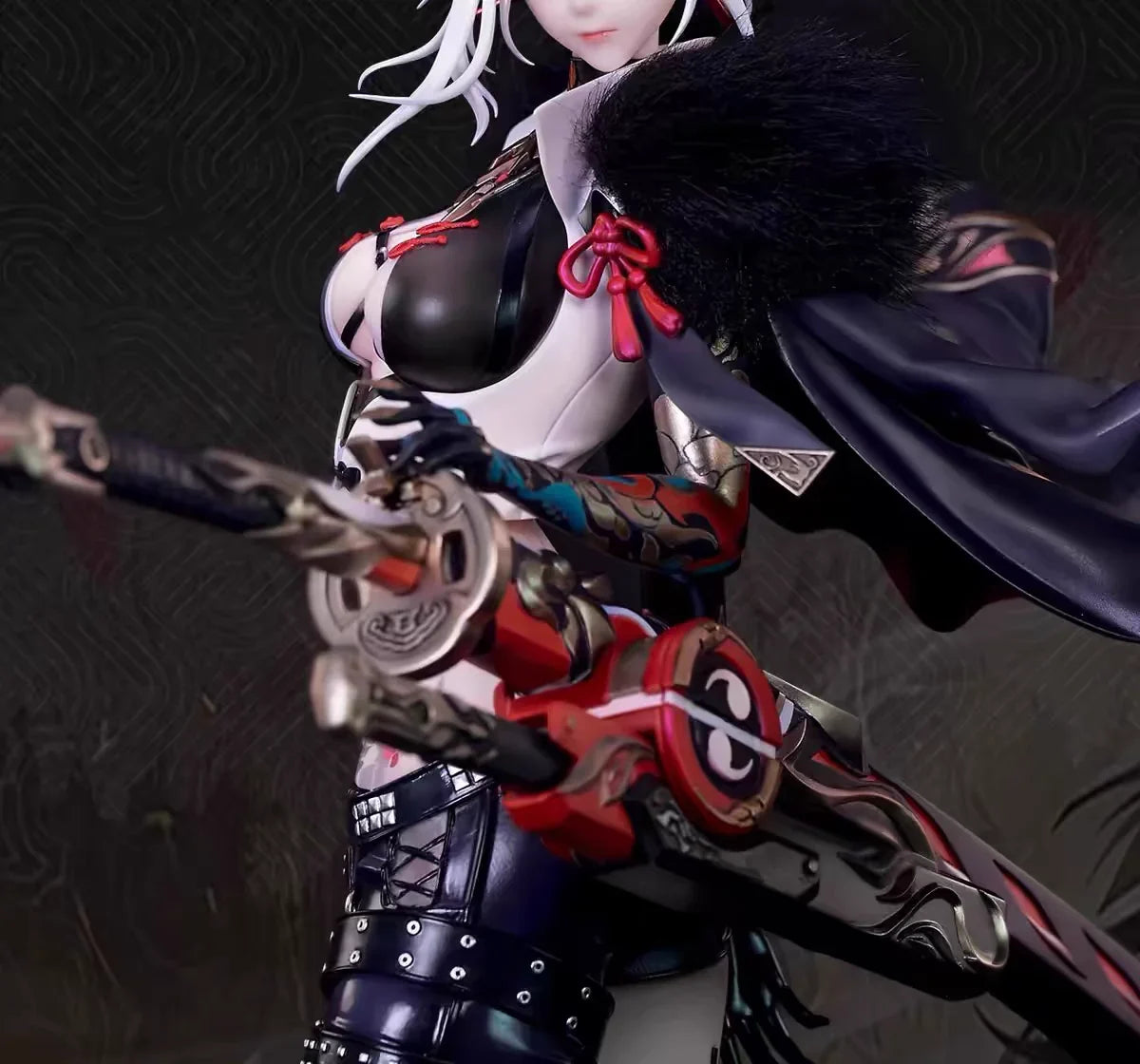 Lucia Game Character GRAY RAVEN: PUNISHING Sculpture Action Figurals Cartoon Collectible Model ToyAnime Statue Figures Presale