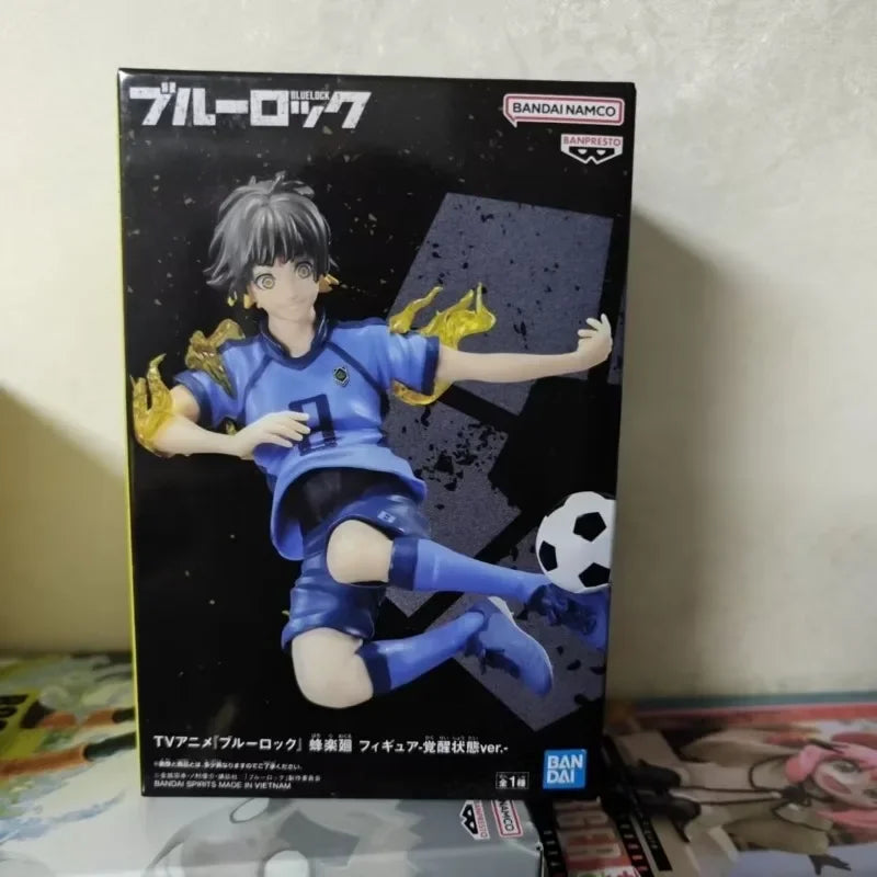 Original Bandai BLUE LOCK Bachira Meguru Isagi Yoichi Anime Action Figures Collection Ornaments Figure Toys Birthday Gift 16cm
