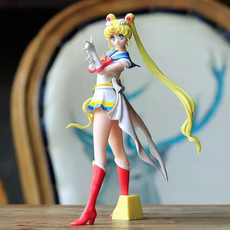 Bandai Gekijouban Bishoujo Senshi Super Sailor Moon Action Figure Eternal Girls Memories Glitter Glamours A Model Toy Gifts Toys