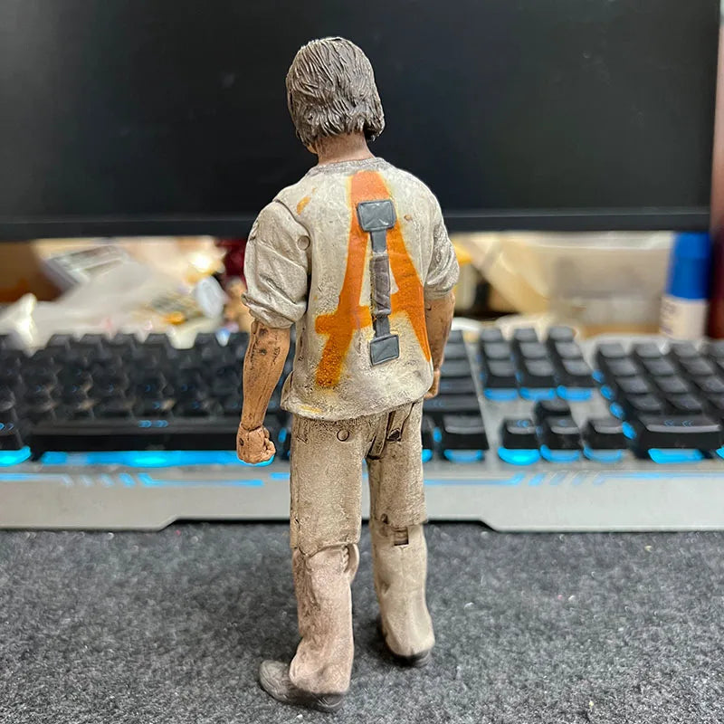 Walking Dead movie series around hand do prison clothes crossbow Godaryl 8 generation 5 inches can do action figure toys