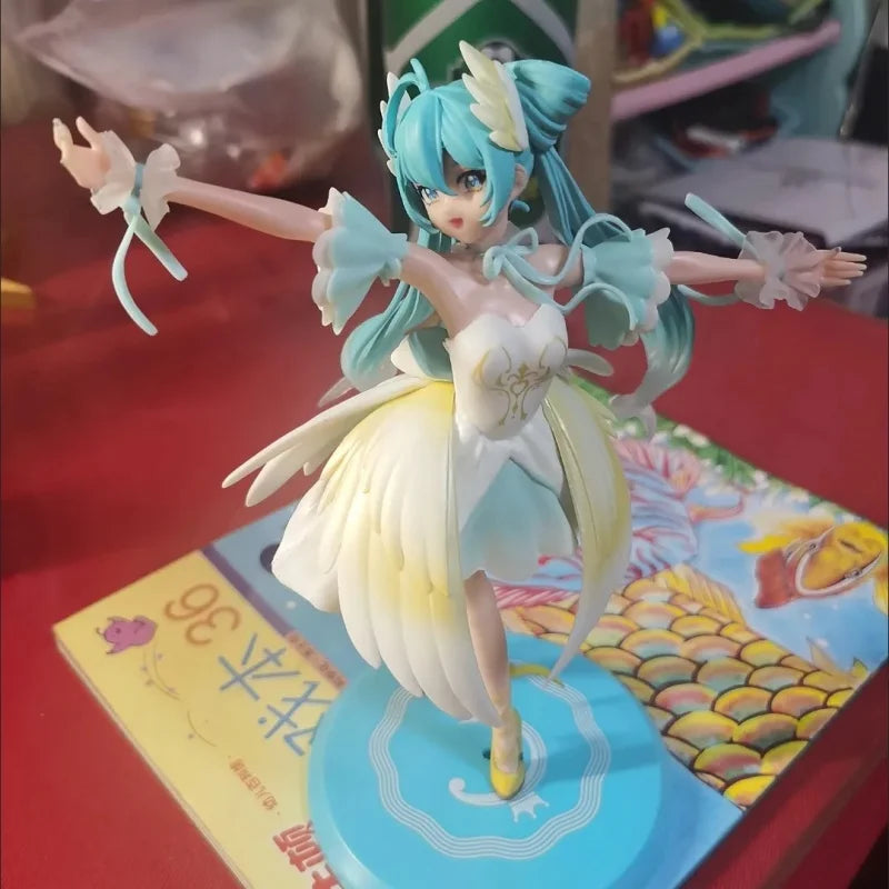 13cm Hatsune Miku Anime Figure Miku Dance Swan Lake Action Figure Pvc Ko Model  Desktop Cute Collection Girl Toy Gift