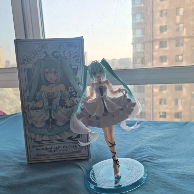 Original Taito Hatsune Miku Anime Figure Fairy Tale Wonderland Cinderella 18cm Model Ornament Toy Girl Birthday Gifts ﻿