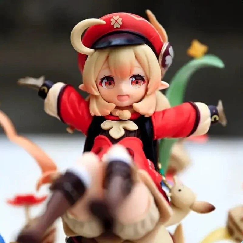 Genshin Impact Klee 18cm Anime Action Figure Game Desktop Decoration Chassis Trendy Kawaii Girl Model Kit Collectible Toys Gifts