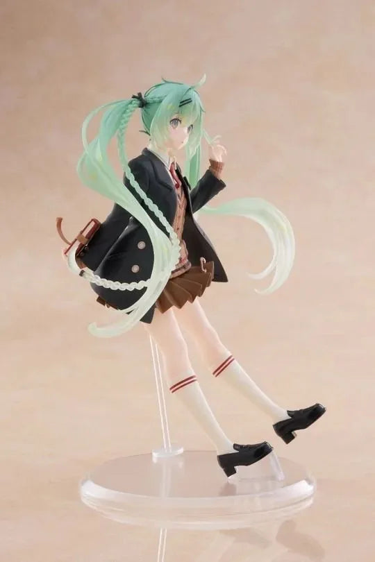 Judai Original TAITO Vocaloid Hatsune Miku Fashion Preppy PVC Action Figure Model Toys