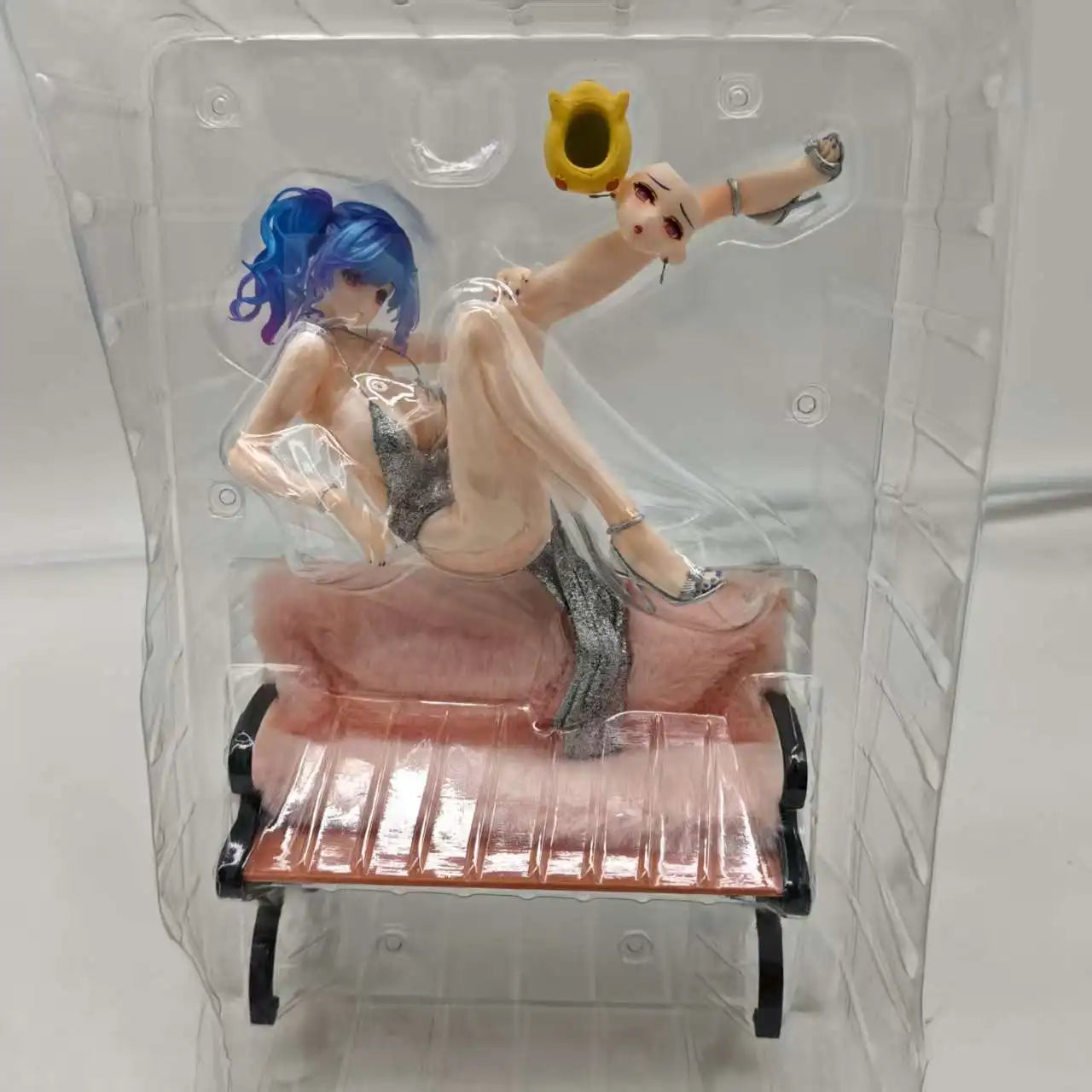 Azur Lane St.Louis lying on the sofa beautiful Girls Figure Model Toys 20cm