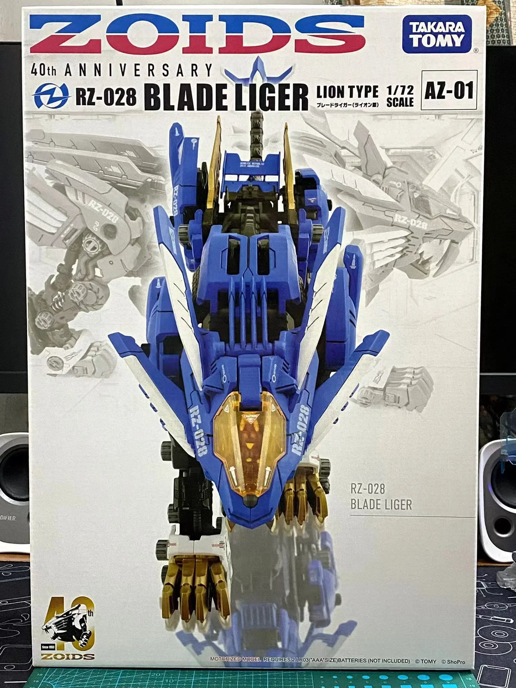 TAKARATOMY Original ZOIDS AZ-01 BLADE LIGER Anime Action Figure Assembly Model Toys Model Ornaments Gifts