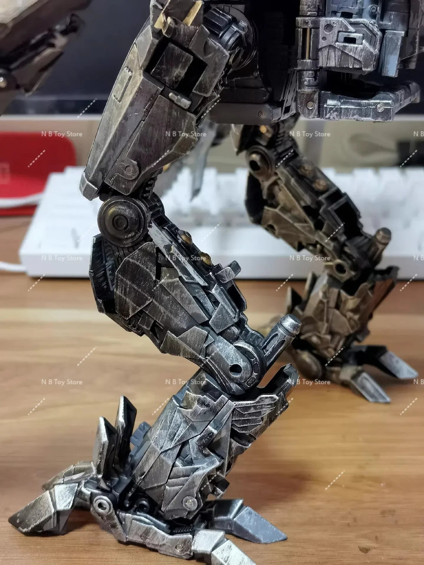 Transformation Action Figure, Hand Repainted, BMB T10, Starscream Repair