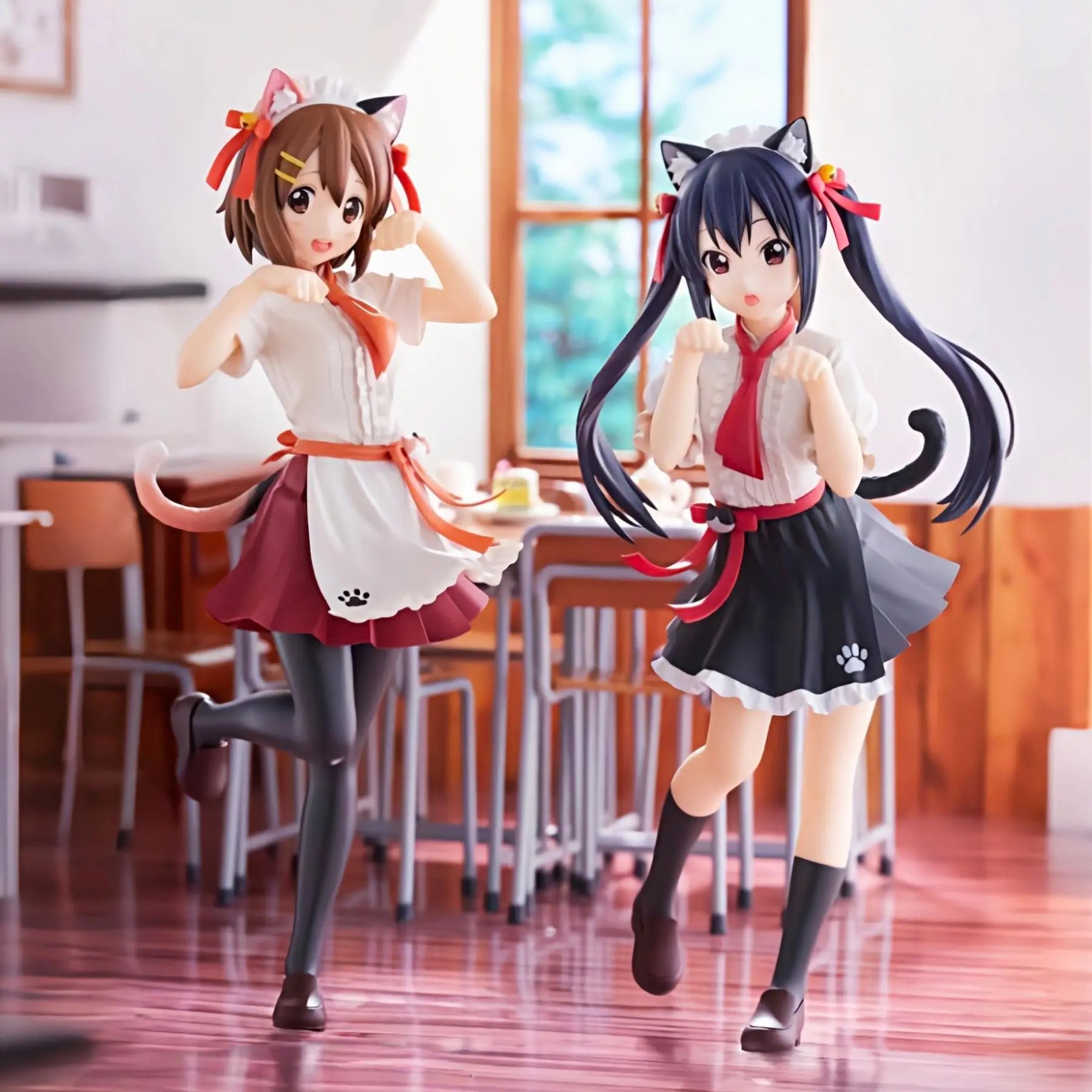 20cm K-ON Hirasawa Yui Nakano Azusa Cat Lap Milk Standing Anime Handmade Action Figures Desktop Case Decoration Ornament Gift